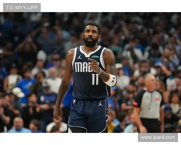 弗莱怒斥艾顿别再迷茫学学莱夫利懂配合靠顺下吃东契奇喂饼 弗莱怒斥艾顿别再迷茫学学莱夫利懂配合靠顺下吃东契奇喂饼